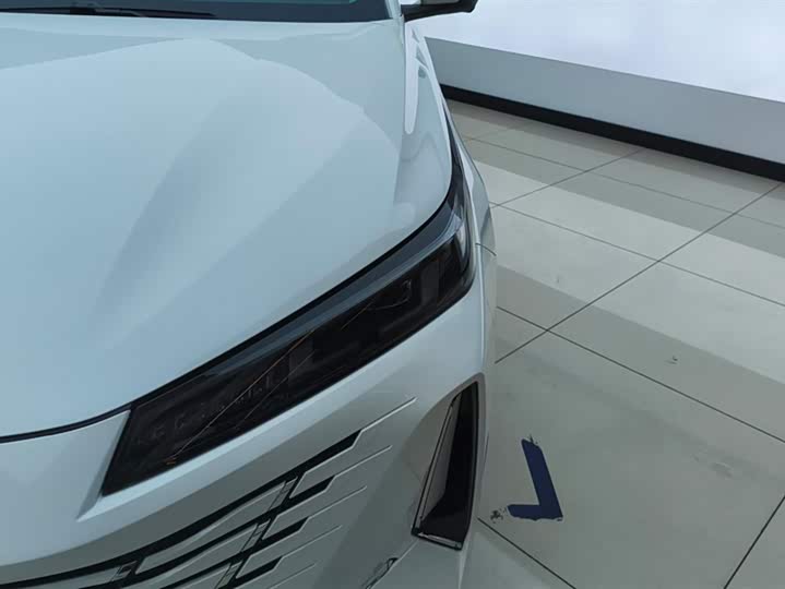 Фото 5 - Changan Eado Plus