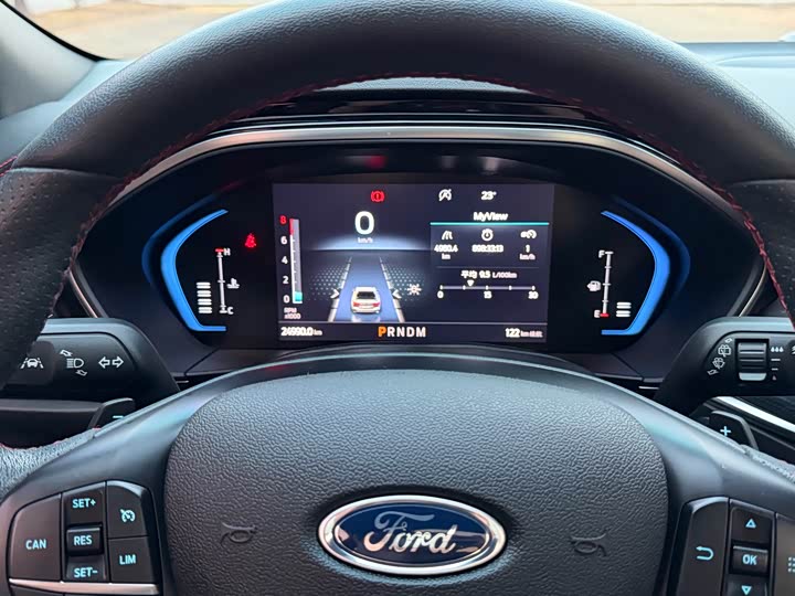 Фото 7 - Ford Focus