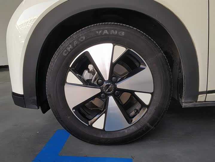 Фото 6 - BYD Dolphin