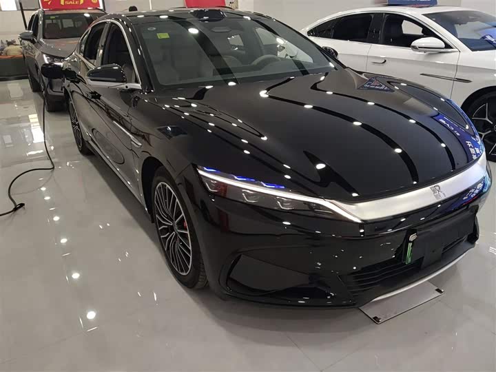 Фото 4 - BYD Han