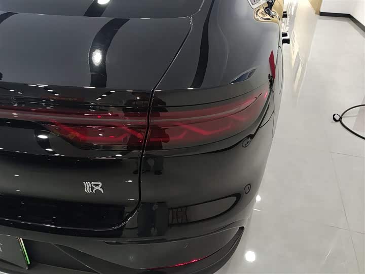 Фото 8 - BYD Han