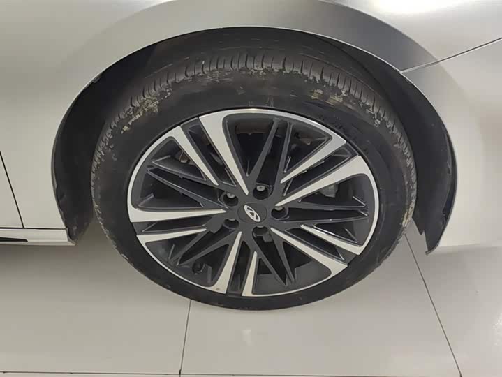 Фото 6 - Chery Arrizo 8