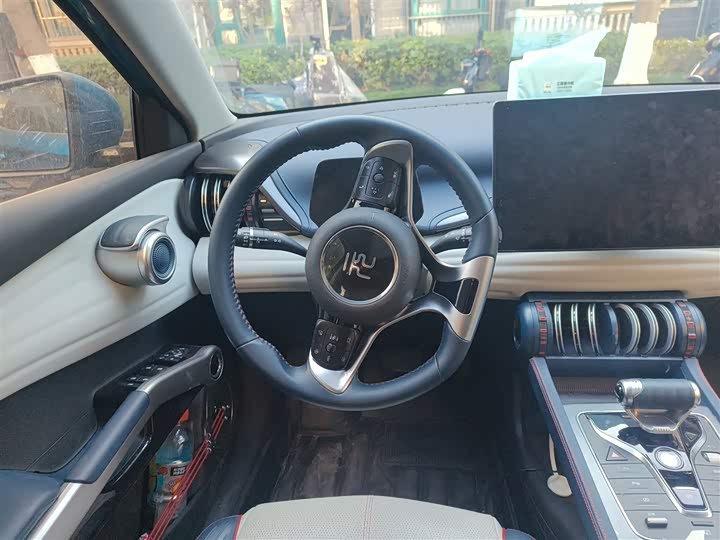 Фото 3 - BYD Yuan Plus