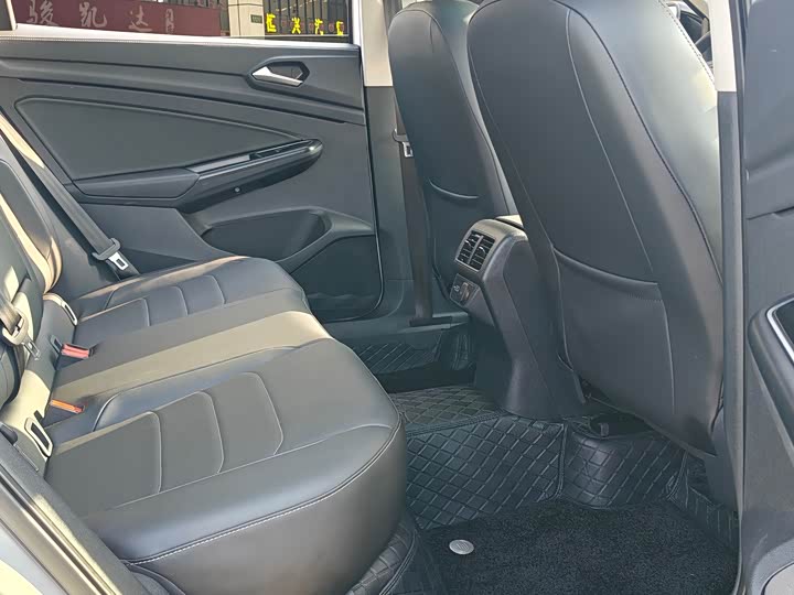 Фото 9 - Jetta VS7