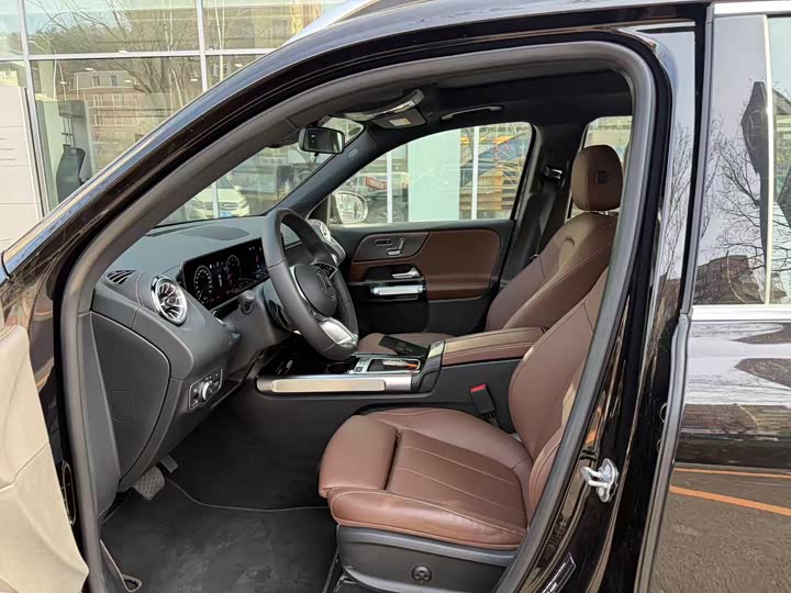 Фото 4 - Mercedes-Benz GLB-Class