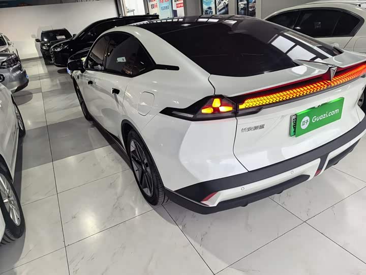 Фото 5 - Changan Deepal SL03