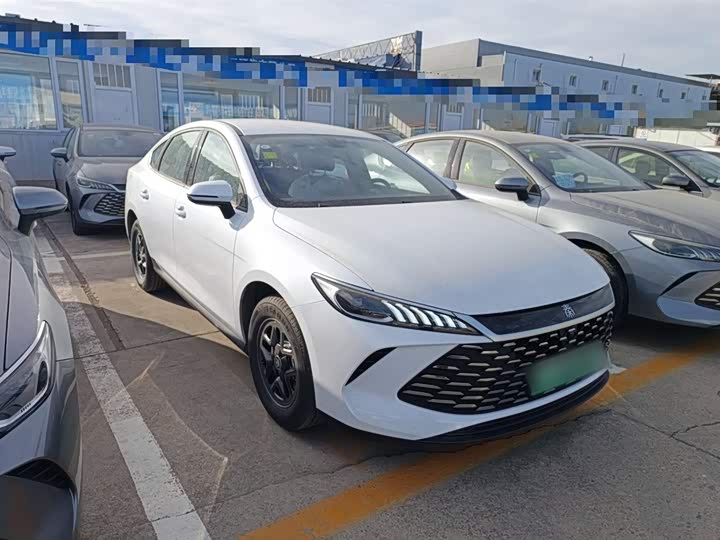 Фото 4 - BYD Qin Plus