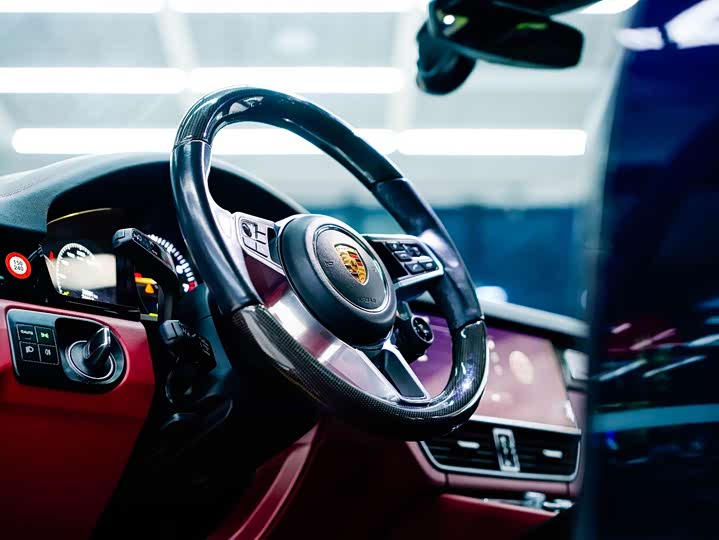 Фото 6 - Porsche Cayenne Hybrid