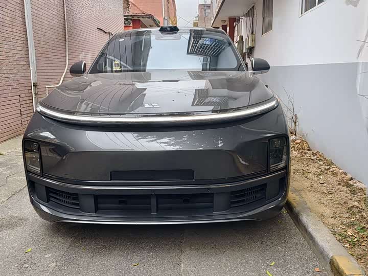 Фото 2 - LiXiang L8