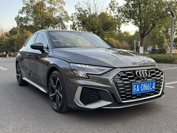 Фото 2 - Audi A3