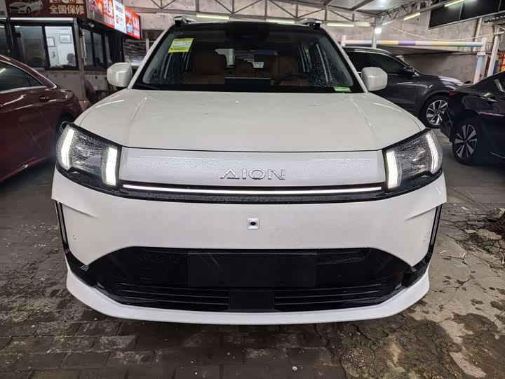 Фото 2 - GAC Aion V