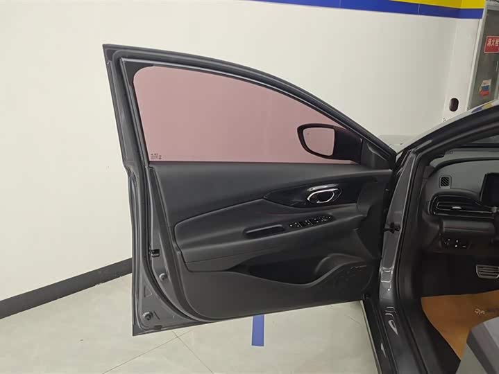 Фото 7 - GAC Trumpchi Empow R