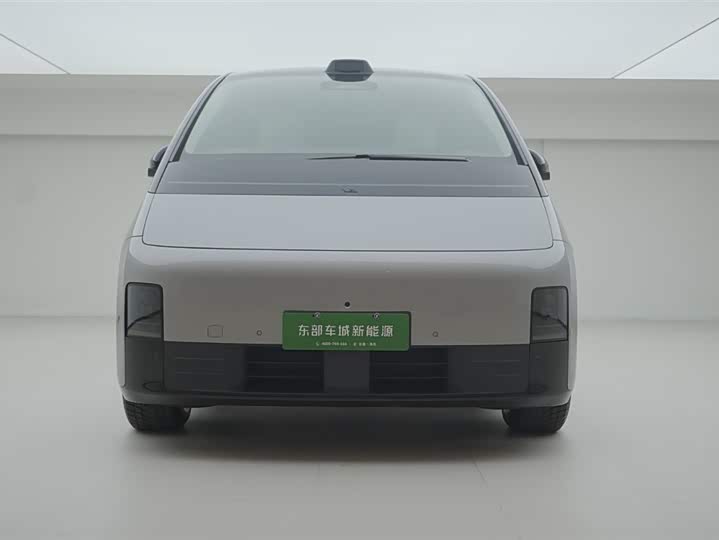 Фото 2 - LiXiang Mega