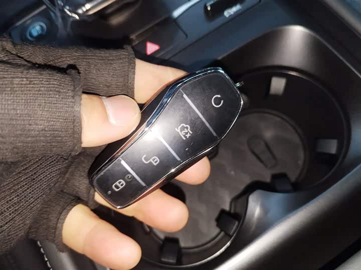 Фото 9 - BYD Qin L