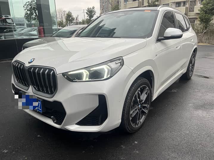 Фото 1 - BMW X1