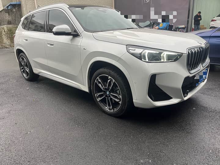 Фото 3 - BMW X1