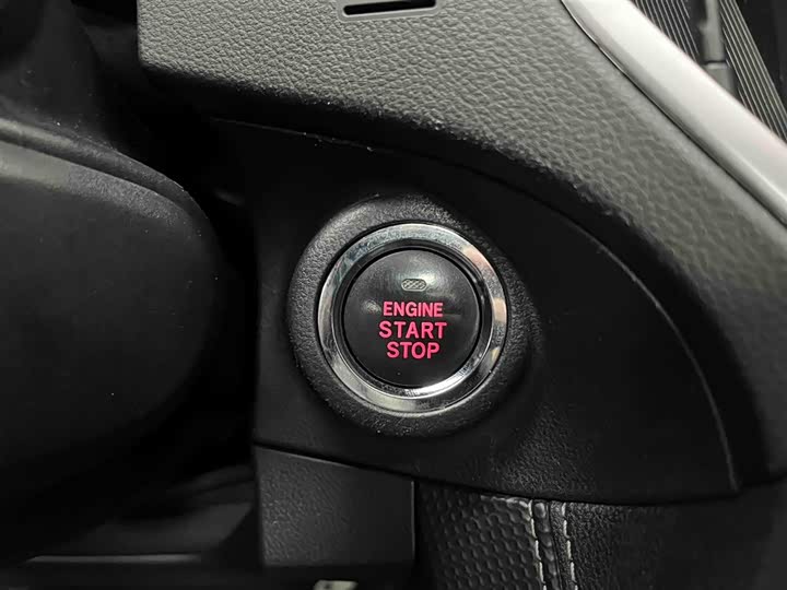 Фото 4 - Subaru Forester