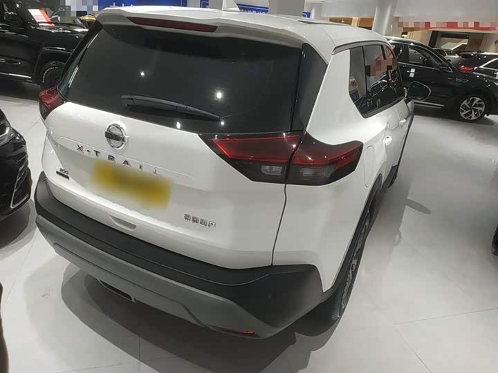 Фото 7 - Nissan X-Trail