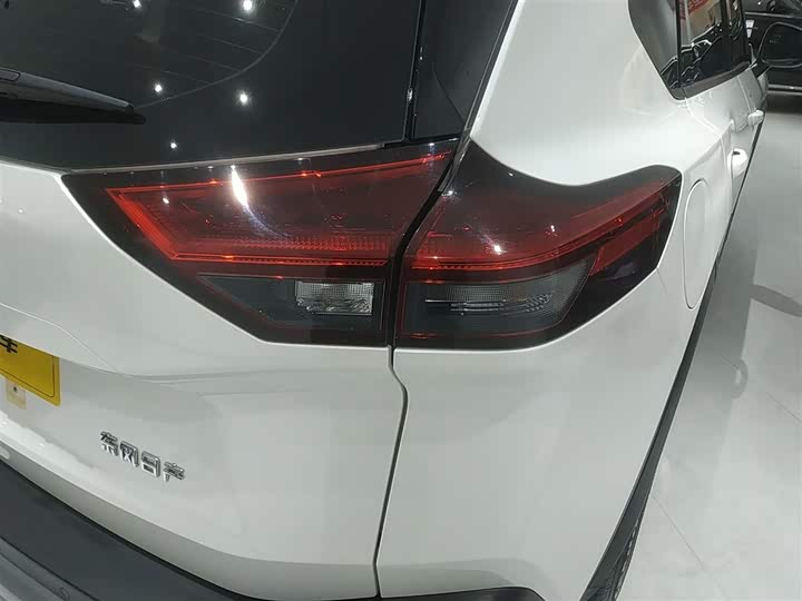 Фото 8 - Nissan X-Trail