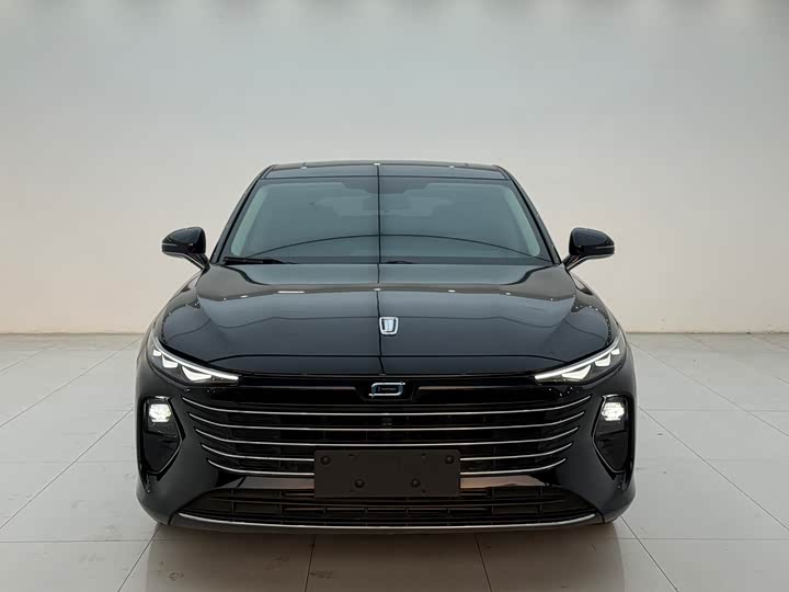 Фото 2 - Bestune B70