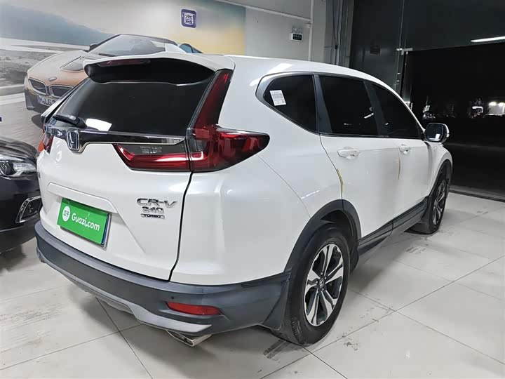 Фото 7 - Honda CR-V