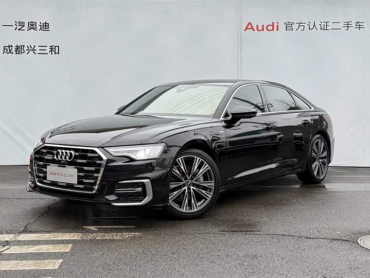 Фото 1 - Audi A6L