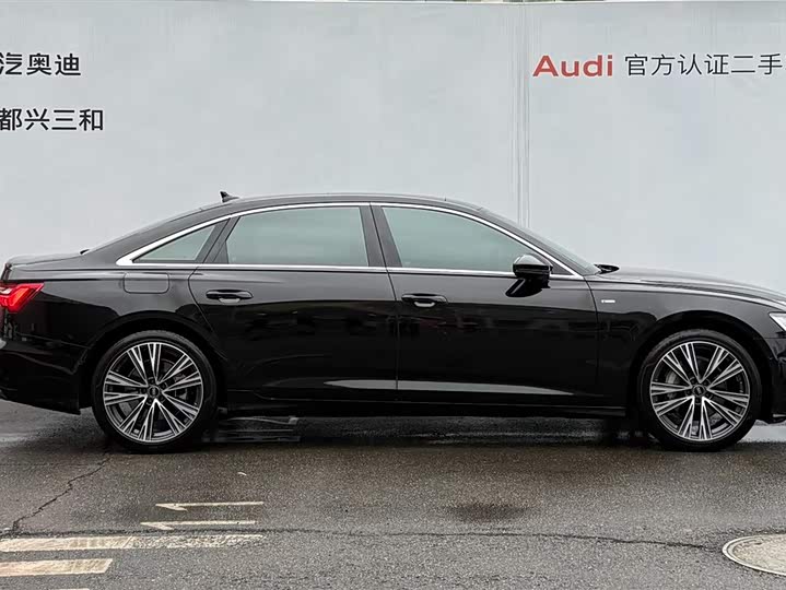 Фото 3 - Audi A6L