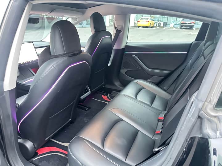 Фото 7 - Tesla Model 3