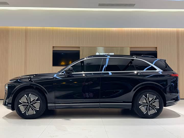 Фото 3 - XPeng G9