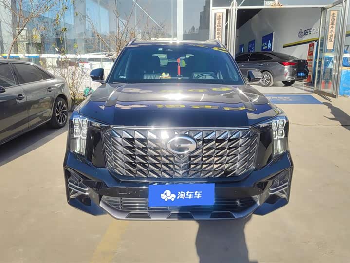 Фото 2 - GAC Trumpchi GS8