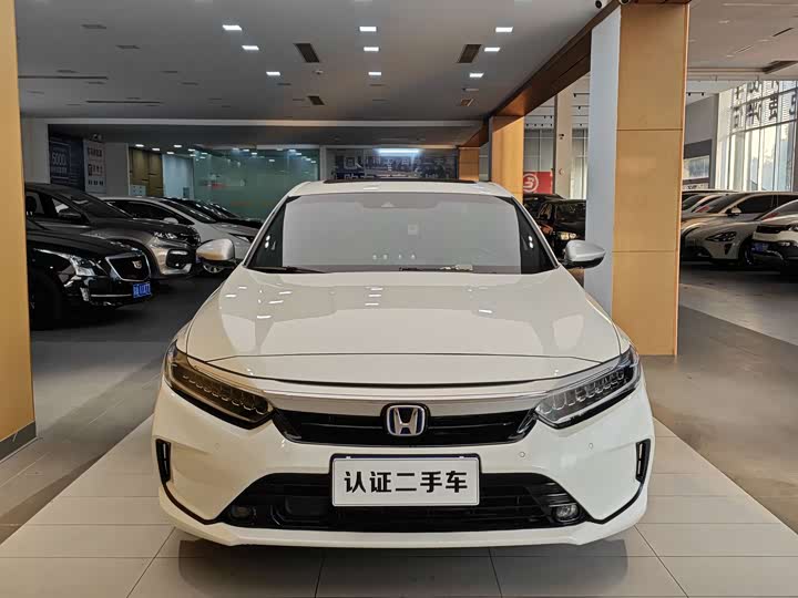 Фото 3 - Honda Inspire