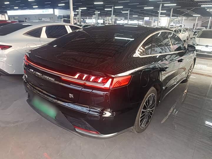 Фото 7 - BYD Han