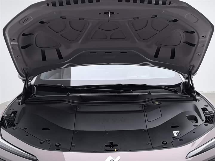 Фото 6 - Nio Onvo L60