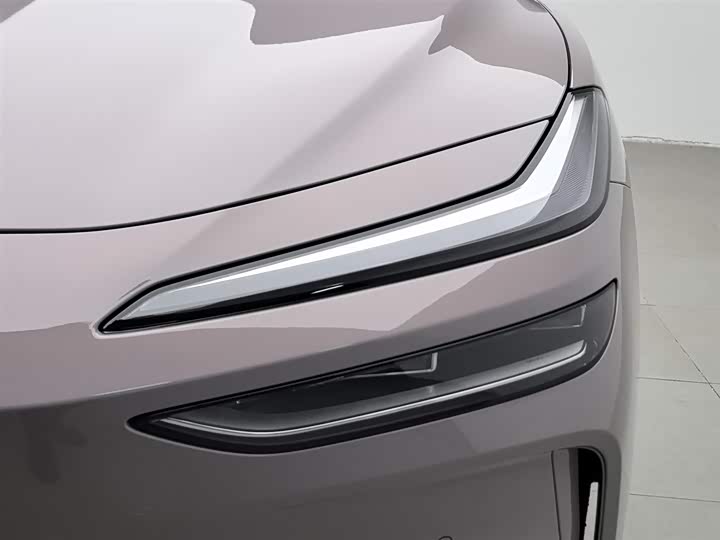 Фото 7 - Nio Onvo L60