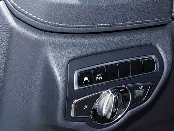 Фото 9 - Mercedes-Benz G-Class