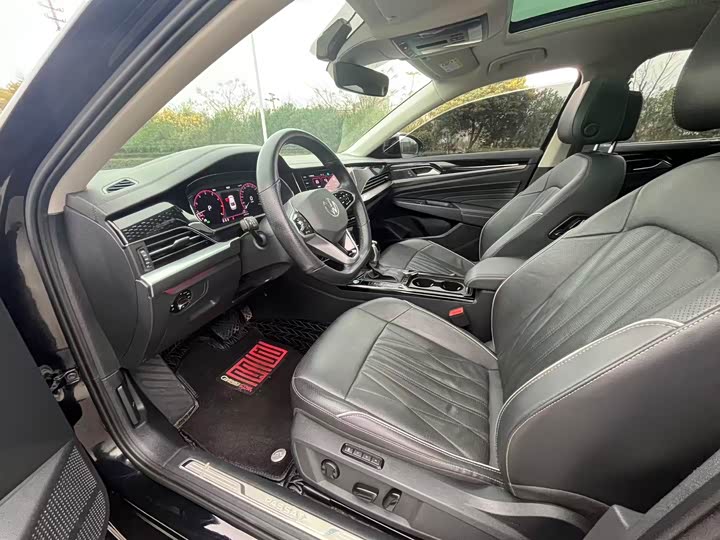 Фото 4 - Volkswagen Passat