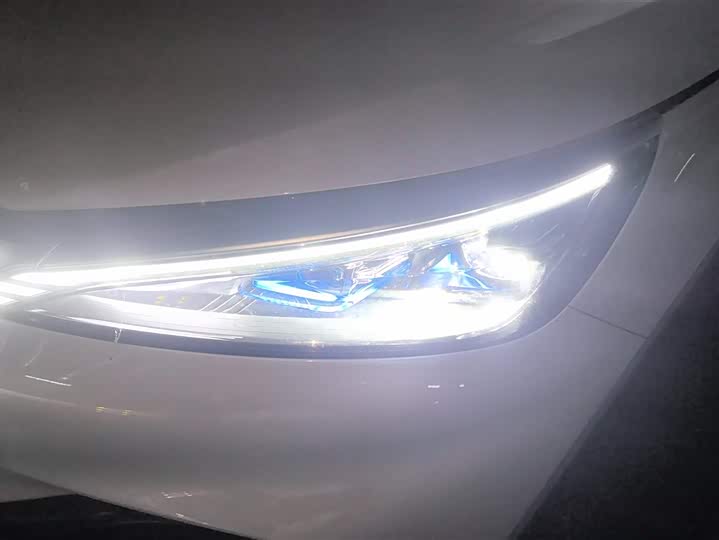 Фото 5 - BYD Yuan Plus