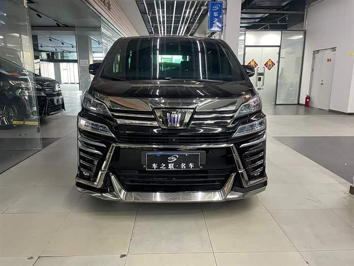 Фото 3 - Toyota Vellfire