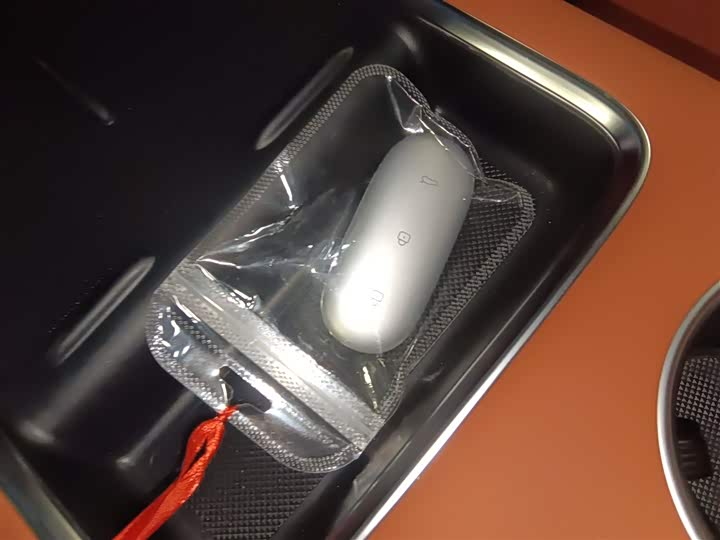 Фото 9 - LiXiang L8