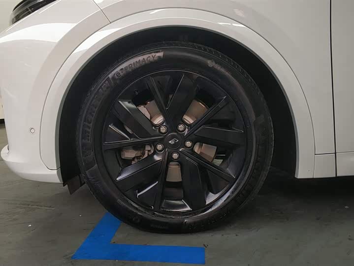 Фото 6 - LiXiang L7