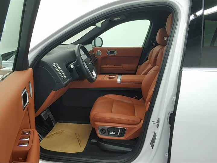 Фото 9 - LiXiang L7