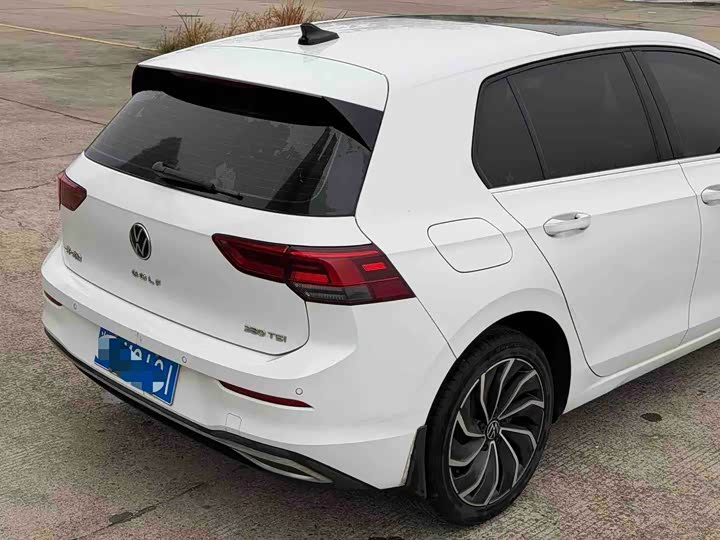 Фото 7 - Volkswagen Golf