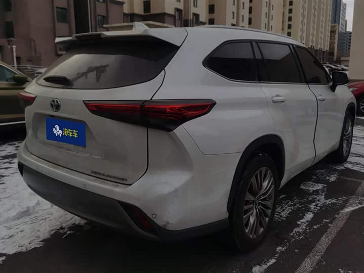 Фото 3 - Toyota Highlander