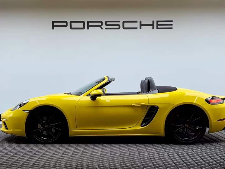 Фото 4 - Porsche 718