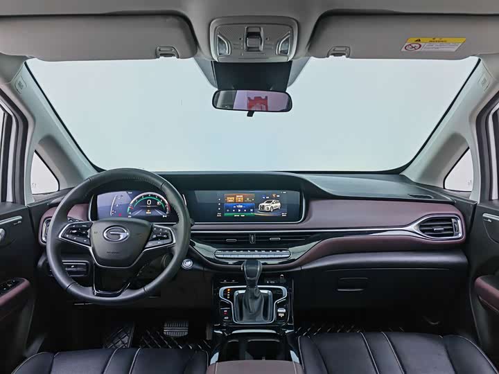 Фото 9 - GAC Trumpchi M6