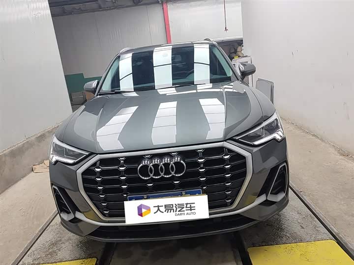 Фото 2 - Audi Q3