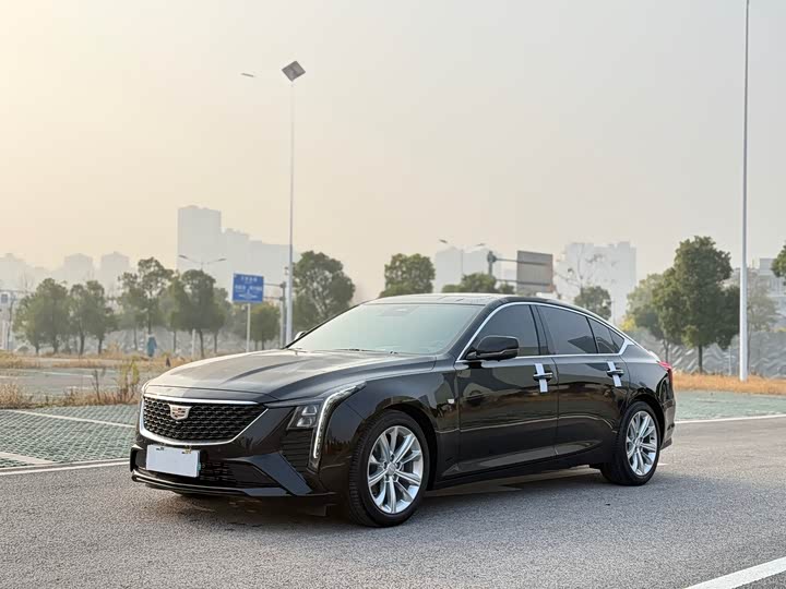 Фото 1 - Cadillac CT5