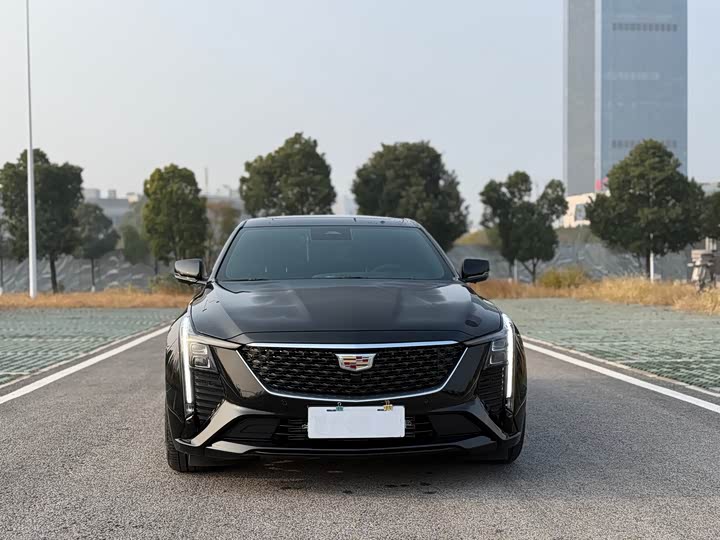 Фото 2 - Cadillac CT5
