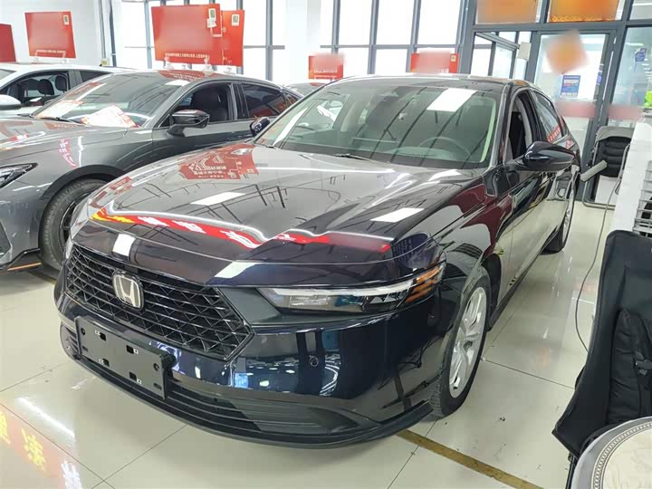 Фото 1 - Honda Accord