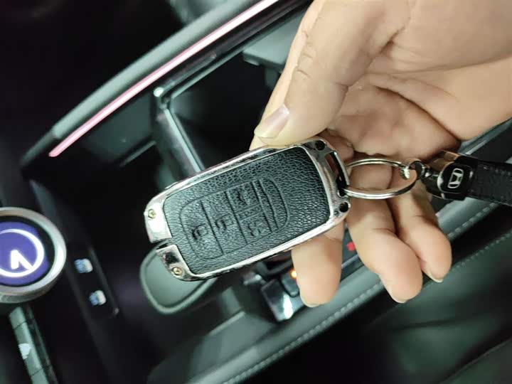 Фото 9 - Honda Accord